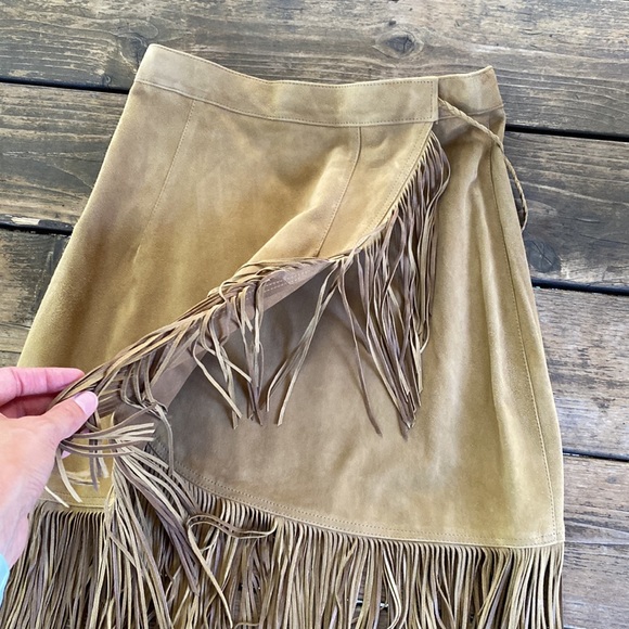 Vintage 1970s José Luis Suede Fringe Skirt - Picture 11 of 13